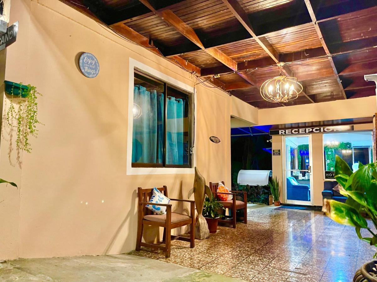Hotel Beachfront Vista Hermosa Jaco Exterior photo